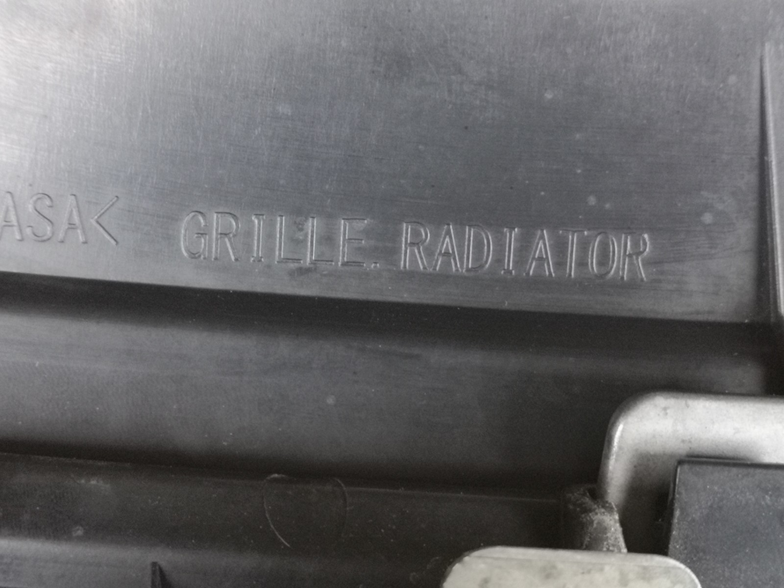 MITSUBISHI OUTLANDER 2.3 DiD 2013 MK3 FRONT BUMPER GRILL 7405A743 - Image 19