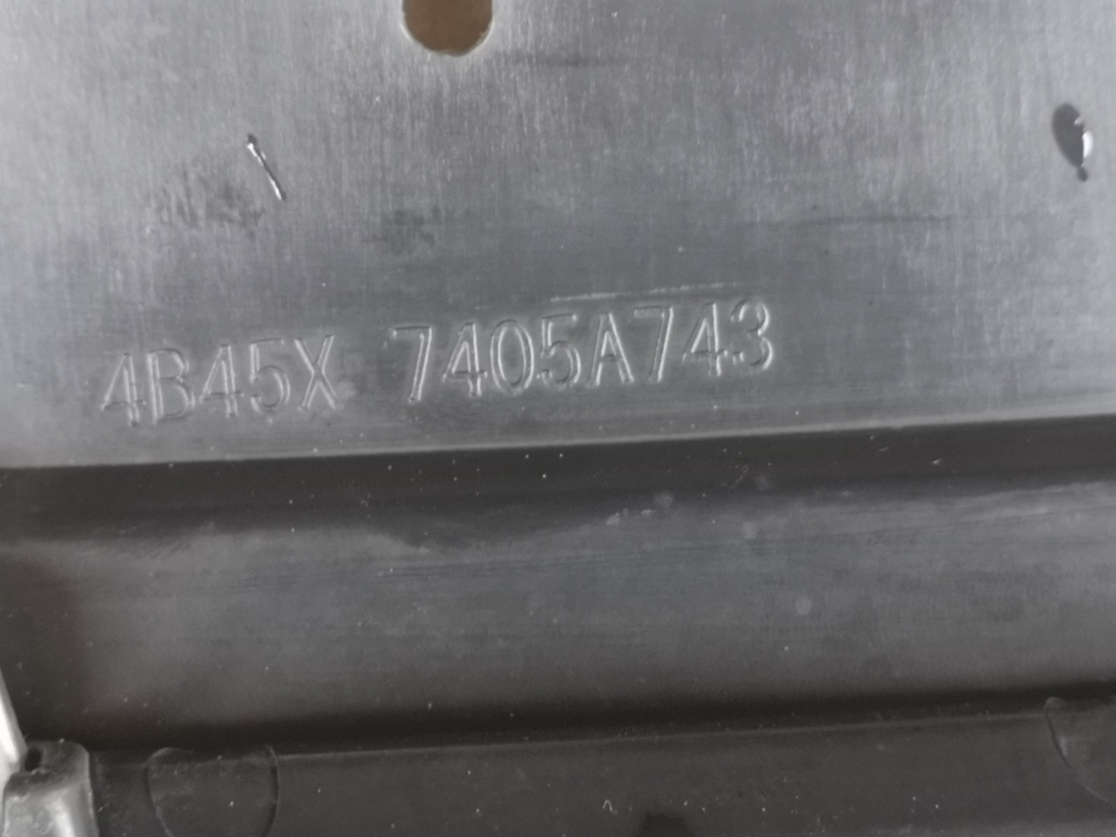 MITSUBISHI OUTLANDER 2.3 DiD 2013 MK3 FRONT BUMPER GRILL 7405A743 - Image 21