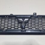Mitsubishi Outlander 2009 Front bumper upper radiator grill 6402A198 ETV13028