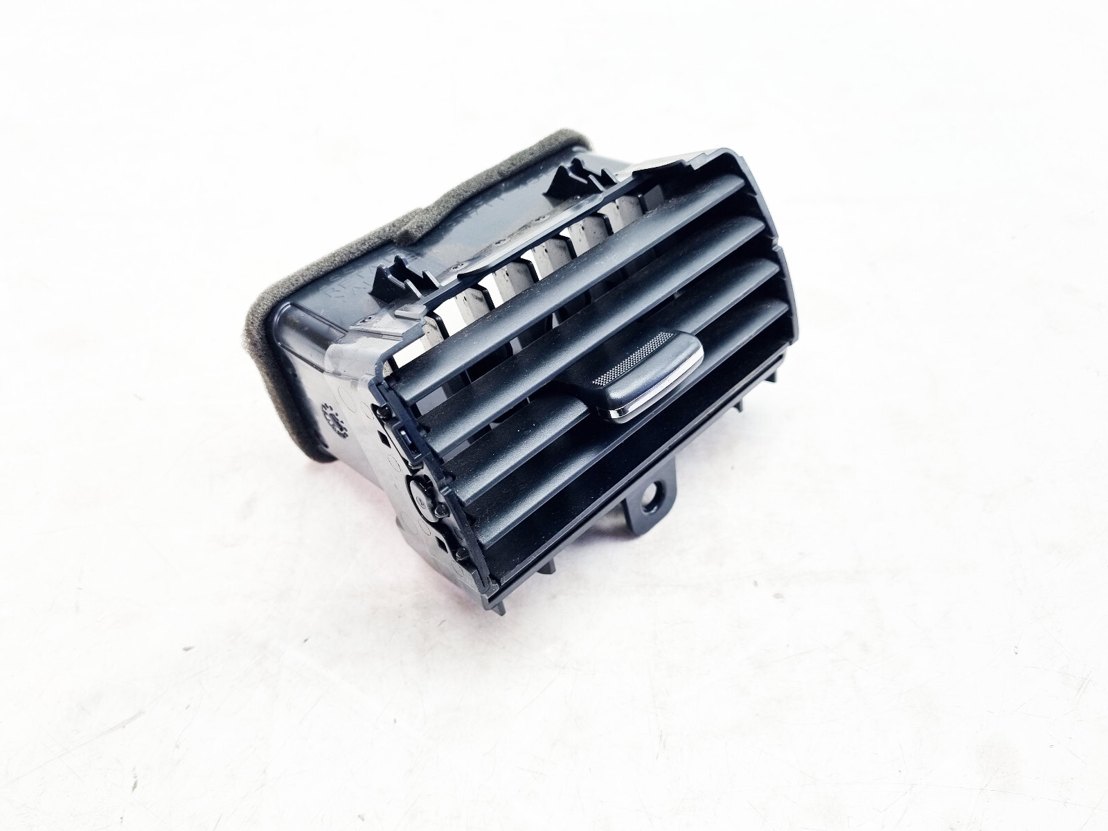 MITSUBISHI OUTLANDER MK3 DASHBOARD AIR VENT GRILLE LEFT PASSENGER SIDE 2013 - Image 9