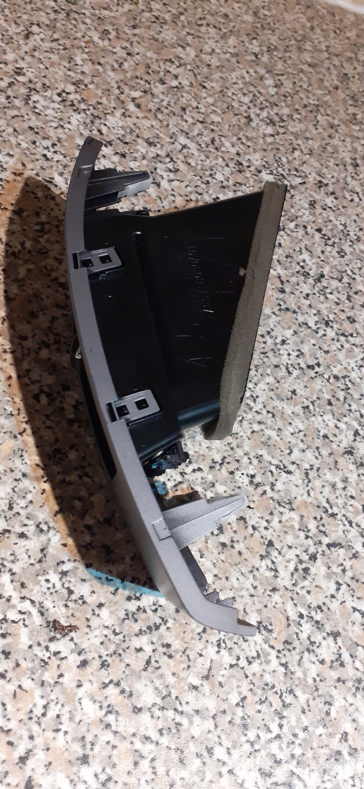 Mitsubishi Outlander 2007-2013 Left front dashboard side air vent grill trim 7b# - Image 2