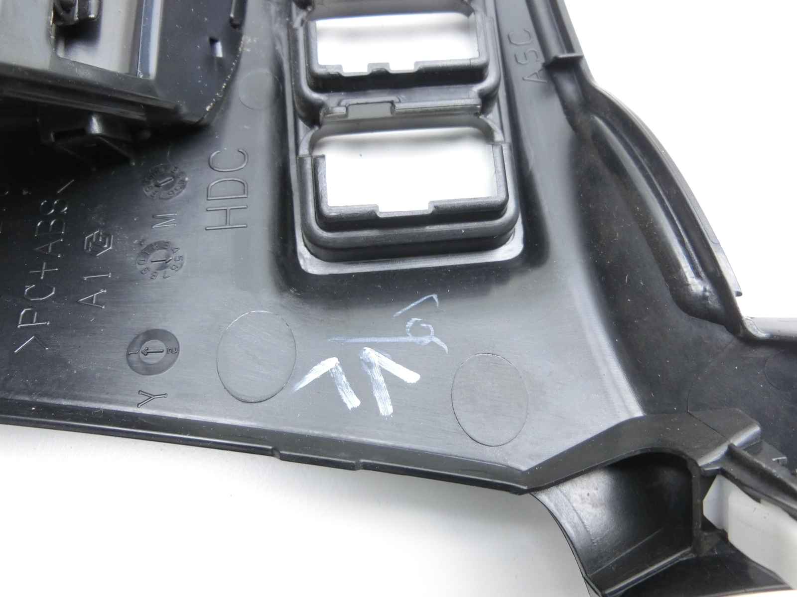 Air shower Air nozzle Left for Mitsubishi Outlander III 15-18 8030A204 - Image 5