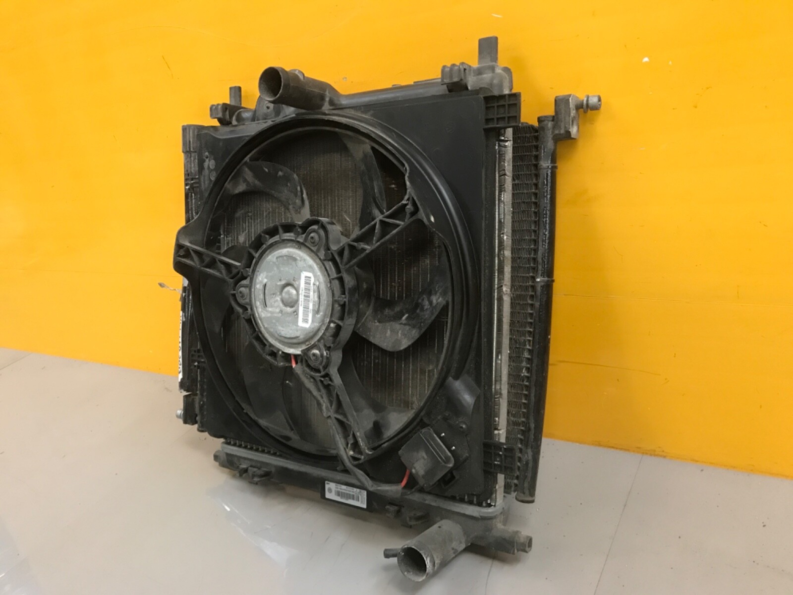 +Vw UP! Seat Mii Skoda Citigo 1.0 12v 2011-2017 GENUINE ac cooling fan radiator - Image 3