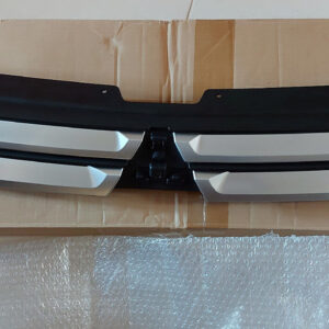 MITSUBISHI OUTLANDER Mk3  Di-D *NEW & GENUINE*  FRONT BUMPER UPPER GRILL