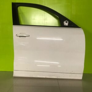 Audi q5 2014- on genuine driver side  front door