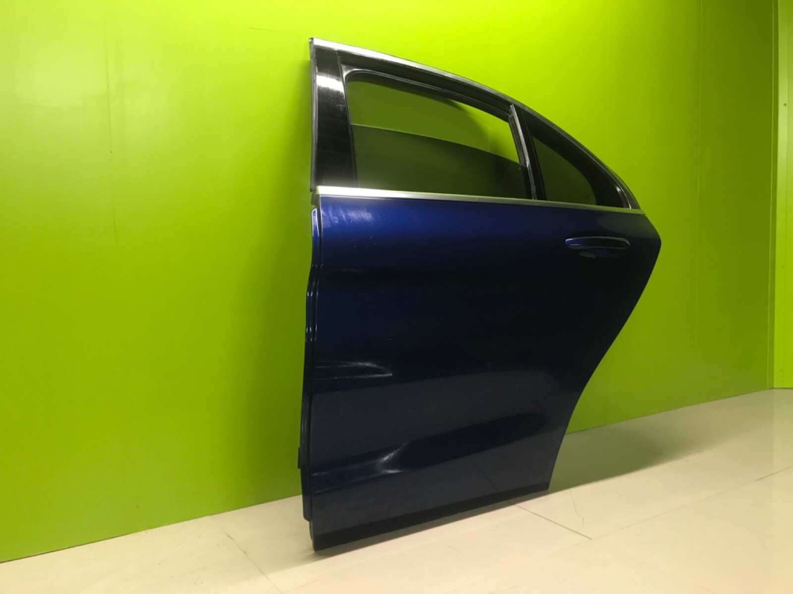 Mercedes C class w205 2015-19 Genuine passenger side rear door - Image 2