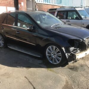 Mercedes ml w164  2007-12 Genuine car parts breaking  all parts available