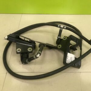 Alfa Romeo giulietta 2012-18  Genuine front bumper washer jet with  pipe