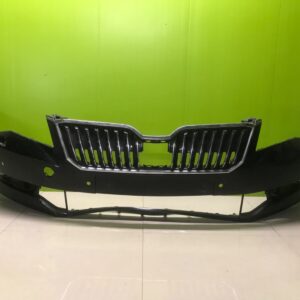 Skoda superb  2019 -on genuine front bumper