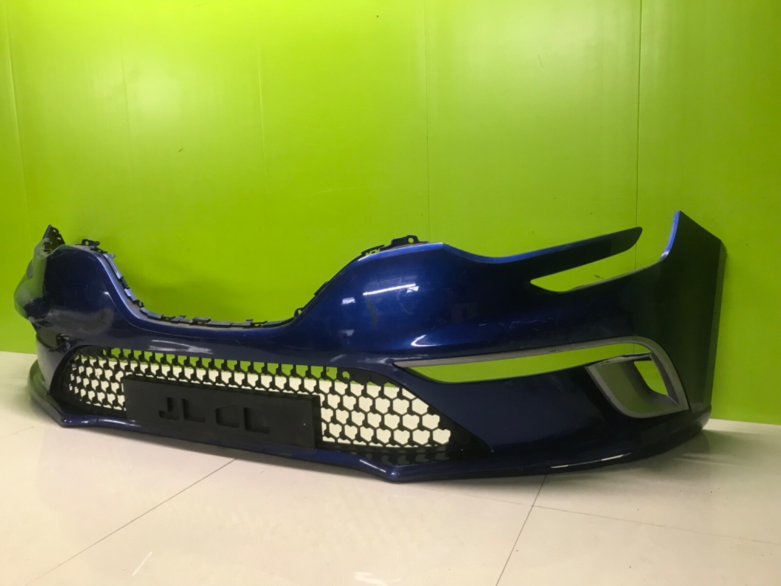 Renault Megane 4 Gt Line 2016 Genuine Front Bumper - Image 2