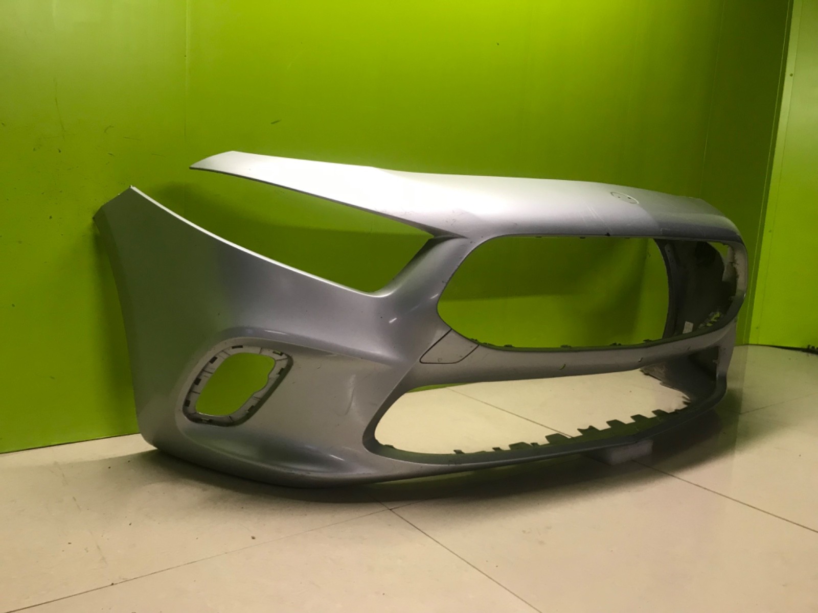 Mercedes a class w177 se 2018- genuine front bumper a1778800110 - Image 2