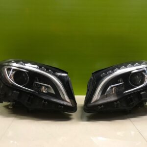 *Mercedes gla 2013-16 Genuine pair intelligents led Headlights a1569062600/2500