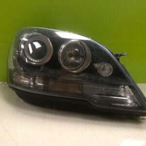 *Mercedes ml 2009-12  Genuine xenon headlight a164