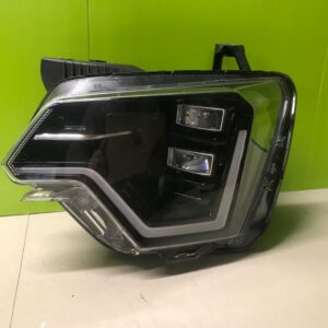 *Kia Niro 4 2022-genuine passenger  side led headlight