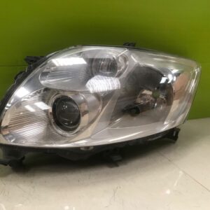 Toyota auris   2009- genuine passenger side headlight