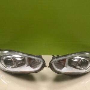 Ford fiesta 2013-17 genuine pair  halogen Headlights
