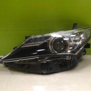 Toyota Auris 2012-  genuine passenger headlight