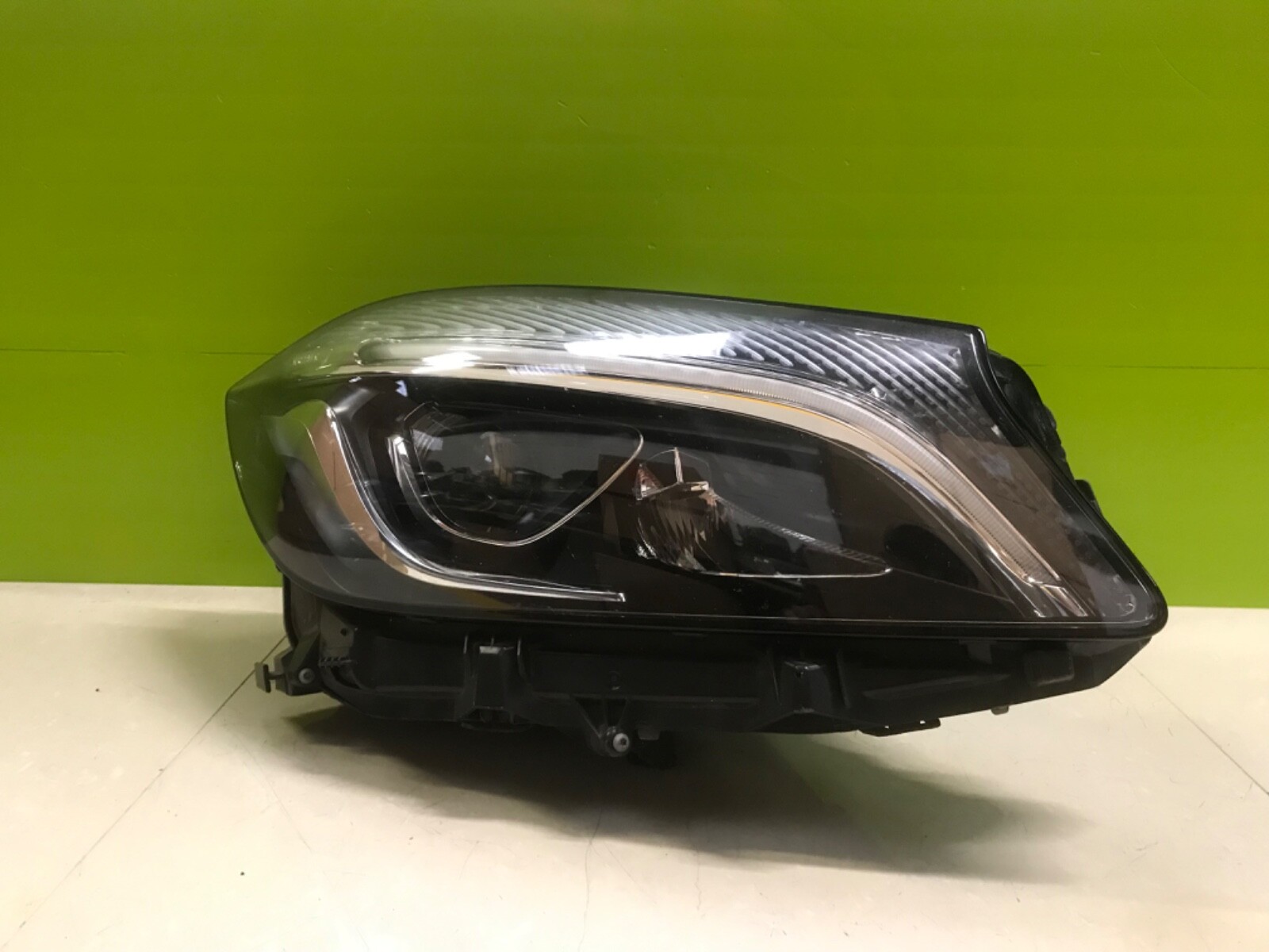 Mercedes a.class 2015- Genuine led performance headlight a1769069200