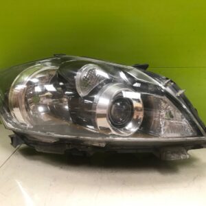 Toyota auris 2009- genuine driver  side headlight