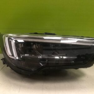Vauxhall Crossland 2020- Genuine driver headlight 39153541
