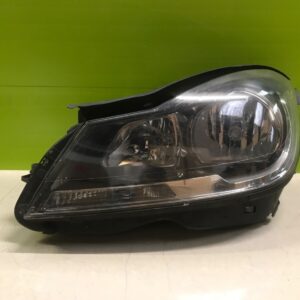 Mercedes  c class  w204 2011- Genuine passenger headlight halogen