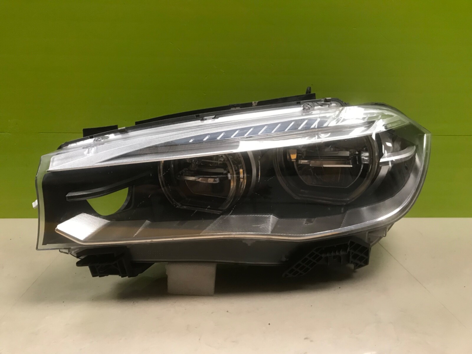 BMW X5/x6 f15/f16 2014- genuine passenger side Led Adaptive headlight 7471349