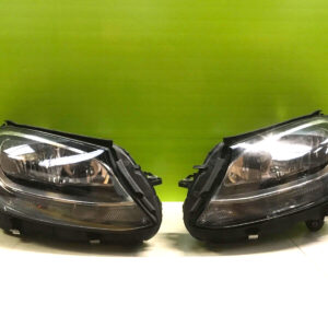 Mercedes c class 2016 - genuine halogen Headlights pair a2059066802/6702