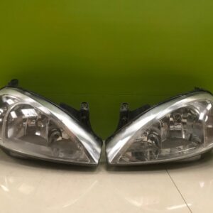 Vauxhall corsa c 2004-07  Genuine headlights pair