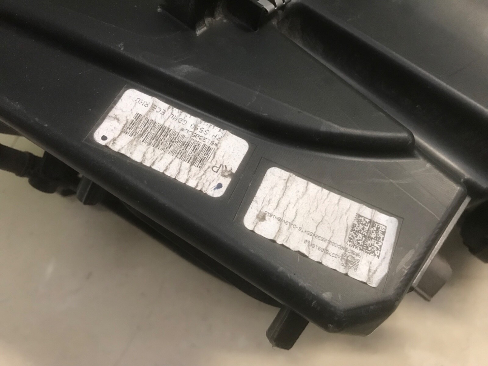Ford Mustang gt 2016-18 genuine driver side Led headlight - Image 4