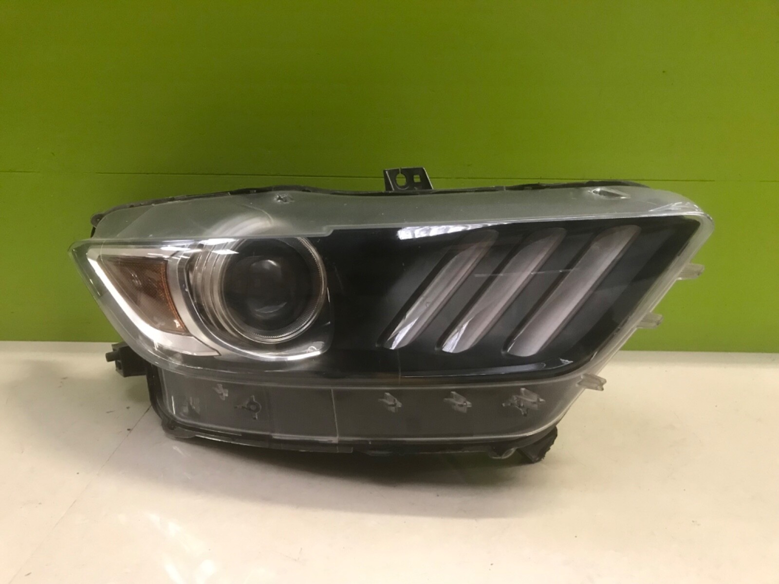 Ford Mustang gt 2016-18 genuine driver side Led headlight
