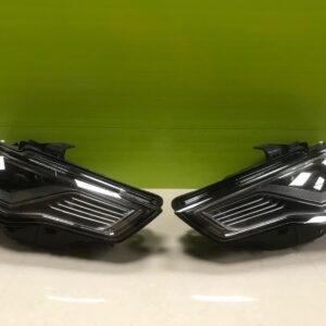 Audi Rs3 2012-15 Genuine pair  led matrix headlights 8v0941034a/033