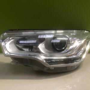 Citroen c5 2009 -genuine passenger side  Headlight 89901890