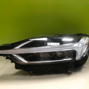 Volvo xc60 2017 -23 genuine passenger  Led headlight  31420413