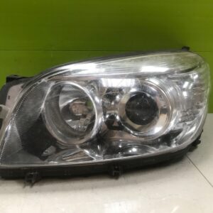 Toyota rav 4  2006-09 genuine passenger side headlight