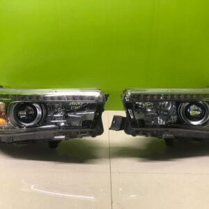 Toyota hilux 2015-18 genuine Led Headlights pair