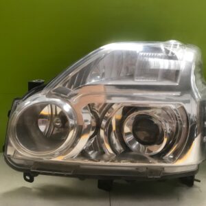 Nissan X trail 2007-10 Genuine  xenon  Headlight