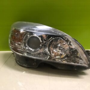 Mercedes C class 2009-11 Genuine driver side Headlight a204.820.8661