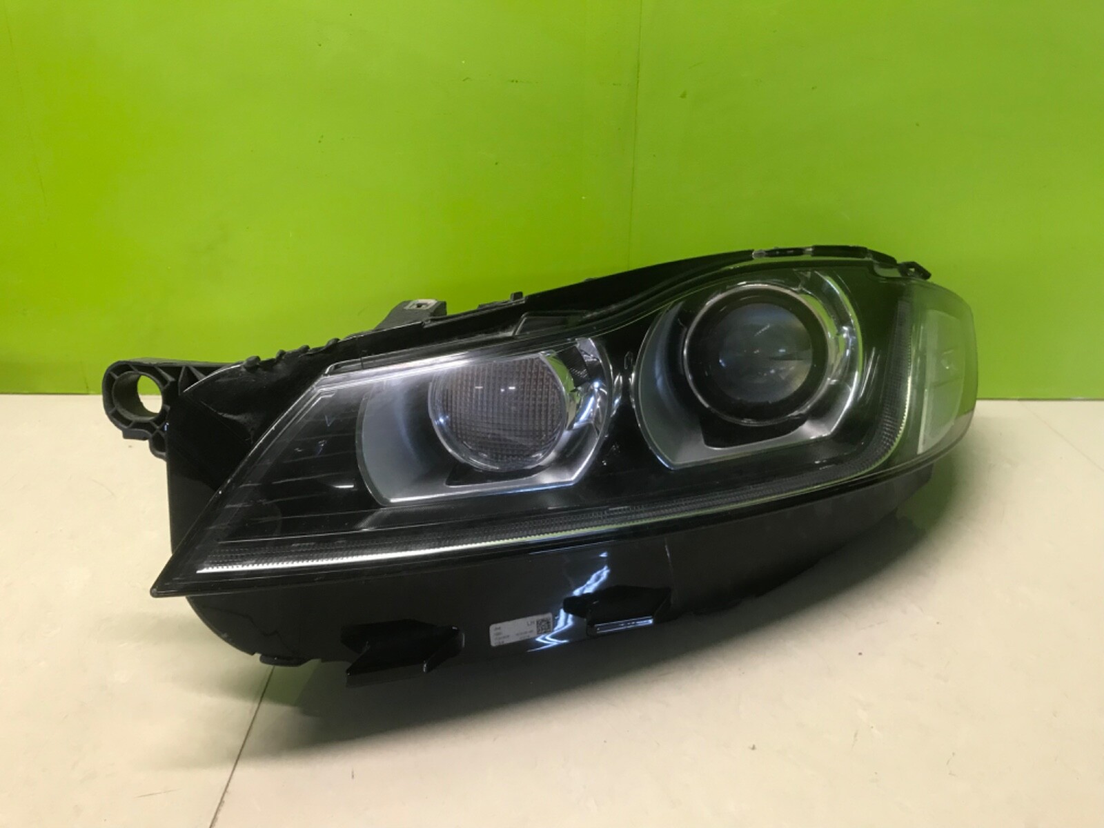Jaguar f-pace 2015-19 Genuine xenon pair Headlights - Image 6