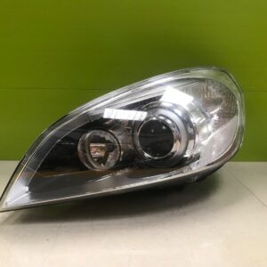 Volvo v60 2011 genuine passenger xenon  headlight 31383064