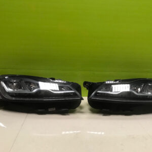 Jaguar f-pace xf x260  2015-19 Genuine  pair full led Headlights gx63