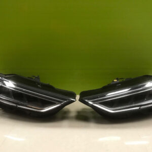 Audi a7 2017-on genuine pair Led Headlights  4k8941034a/33a