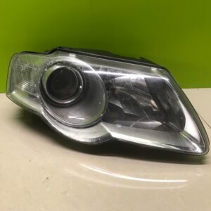 Vw passat  2005-08 genuine driver side Headlight