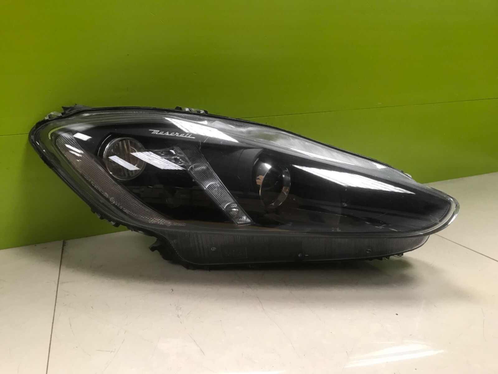 Maserati gran Turismo 2016-genuine driver side led headlight m145 294596 - Image 2
