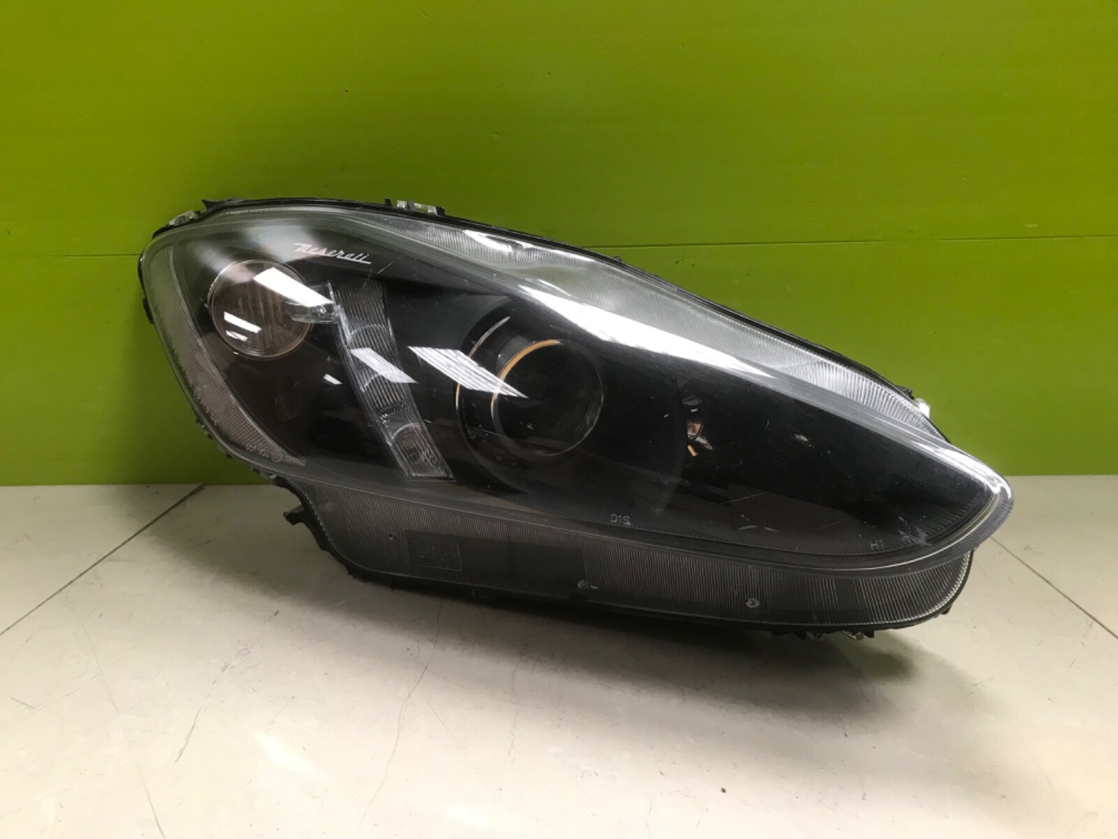 Maserati gran Turismo 2016-genuine driver side led headlight m145 294596
