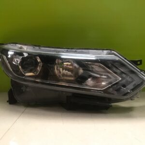 Nissan Qashqai 2017-  Genuine  driver  Headlight