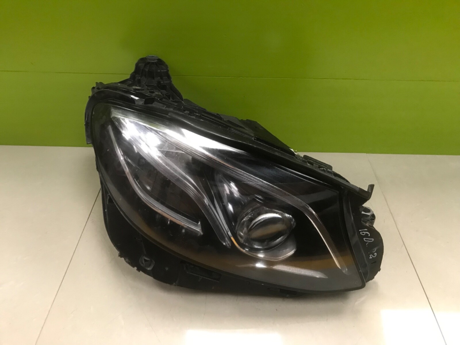 Mercedes e class 2016 - Genuine multibeam headlight a2139062606 - Image 2