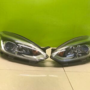 Ford fiesta 2017- Genuine pair  Headlights