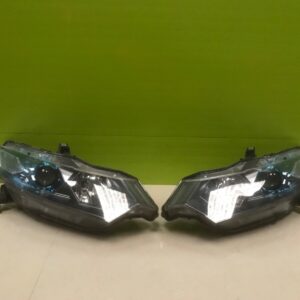 Honda insight 2008- 14 Genuine headlights pair