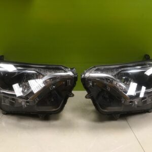 Toyota rav 4  2018-  genuine pair  headlights