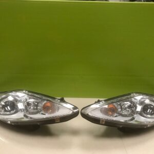 Ford fiesta 2008-12 genuine pair  halogen Headlights